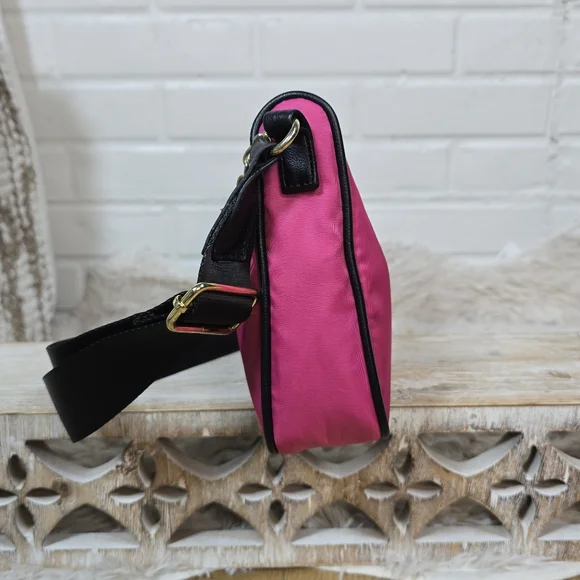 Juicy Couture Hot Pink Chain Detail Shoulder Crossbody Mini Bag - Picture 4 of 11